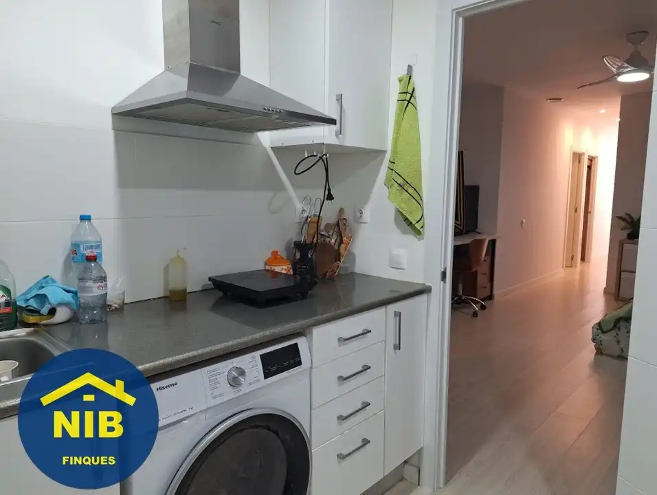 Cuina de Estudi en venda en Barcelona amb Parquet