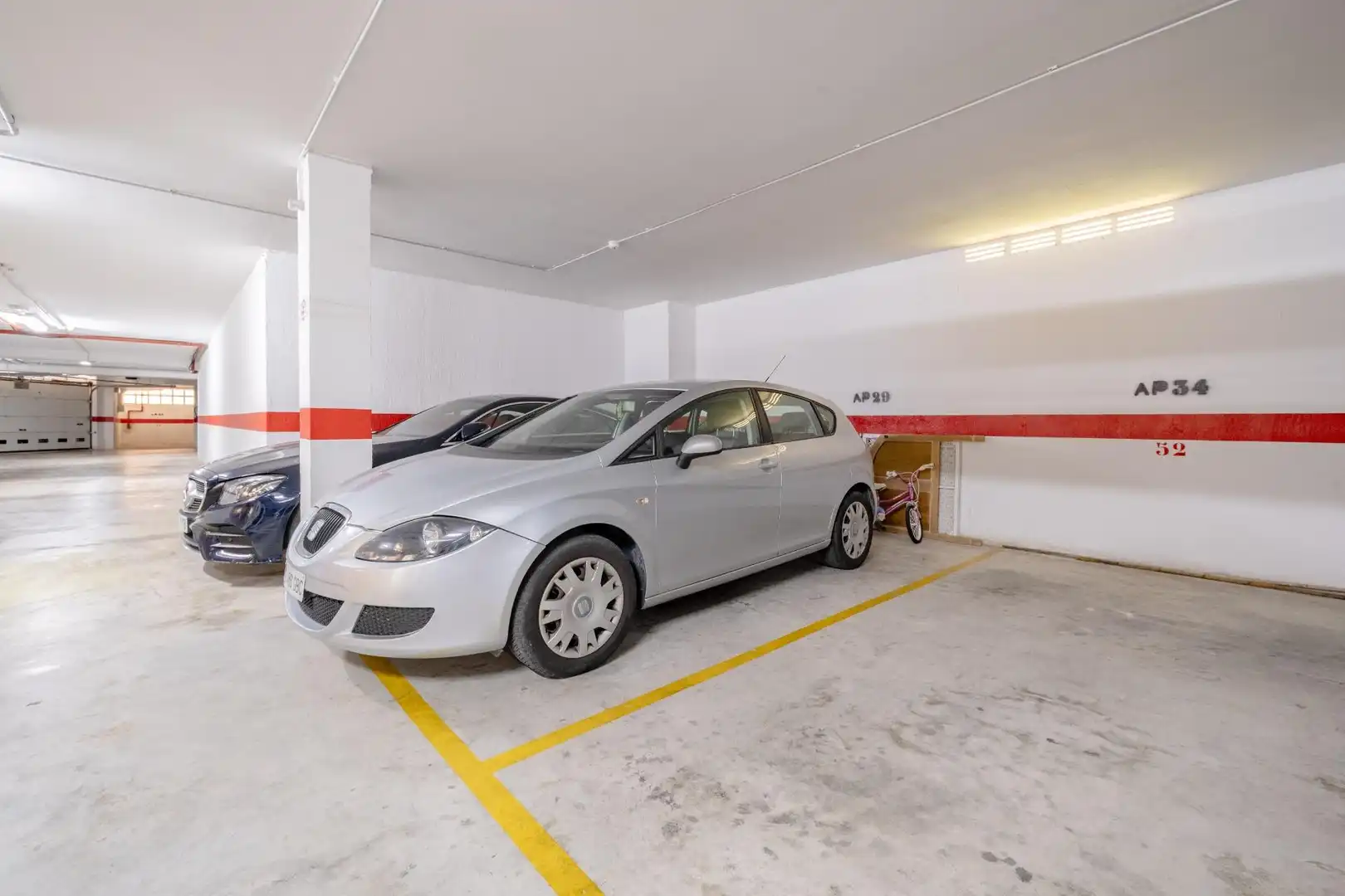 Parking of Apartments for sale in Dénia  with Air Conditioner, Heating and Private garden