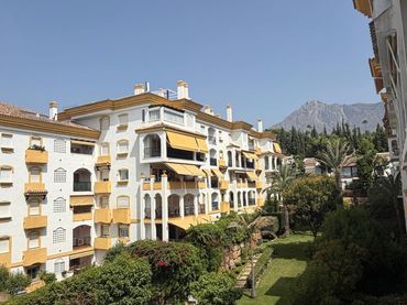 Apartament amb piscina de lloguer a COSTA NAGUELES I