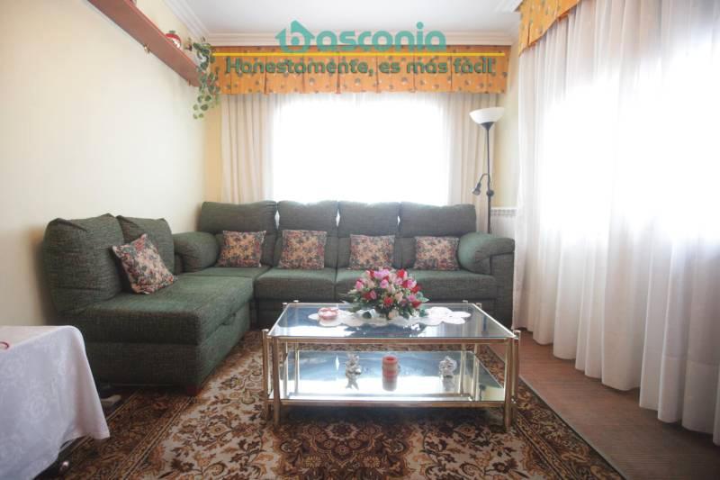 Foto 1 de Piso en venta en Kareaga Goikoa Kalea, Kalero - Basozelai, Bizkaia