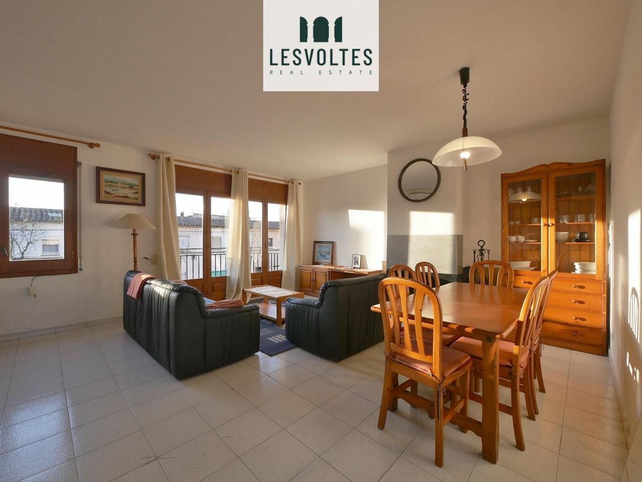 Sala d'estar de Casa o xalet en venda en Palafrugell amb Aire condicionat, Calefacció i Terrassa