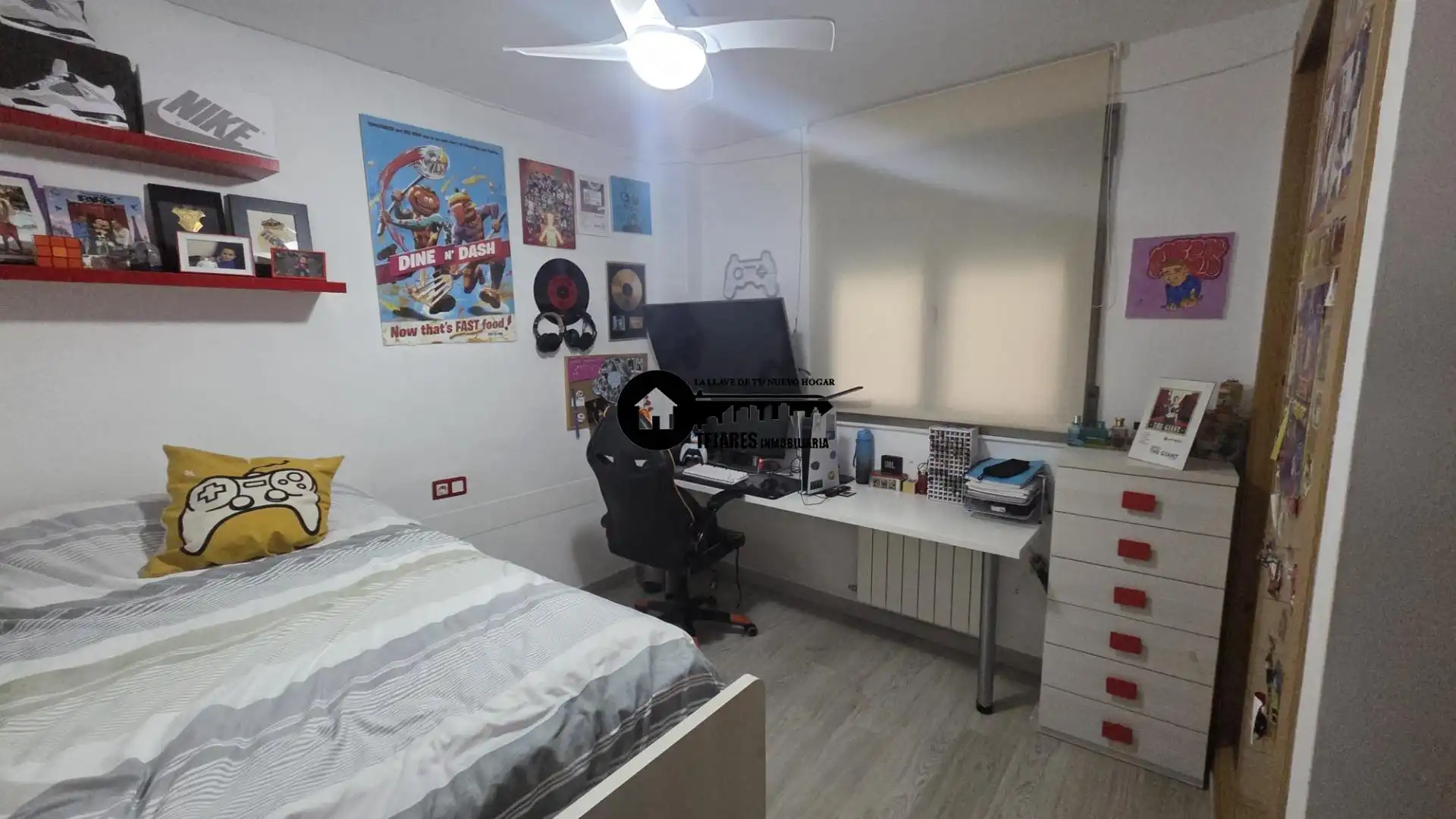 Bedroom of Flat for sale in Albacete