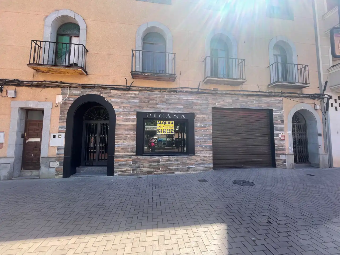 Gewerbefläche zur Miete in Avenida de la Paz, imagen 2