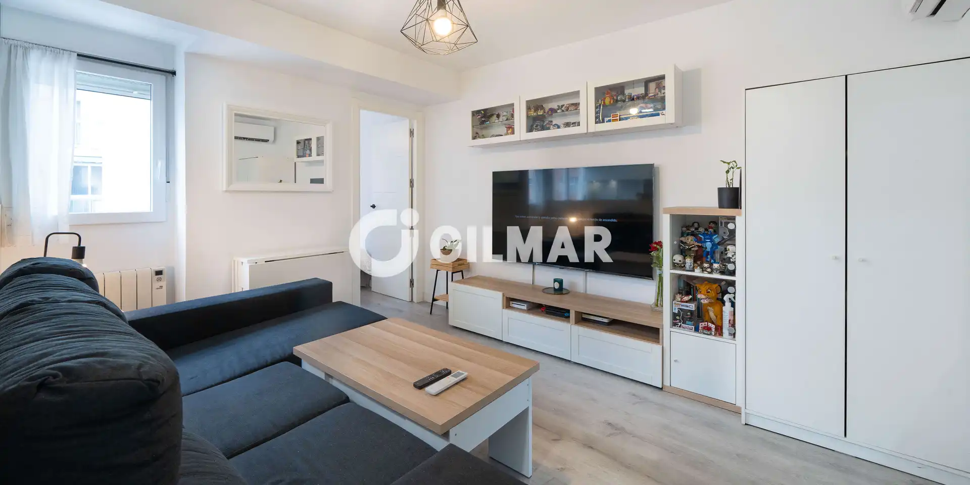 Living room of Flat for sale in Ciudad Lineal