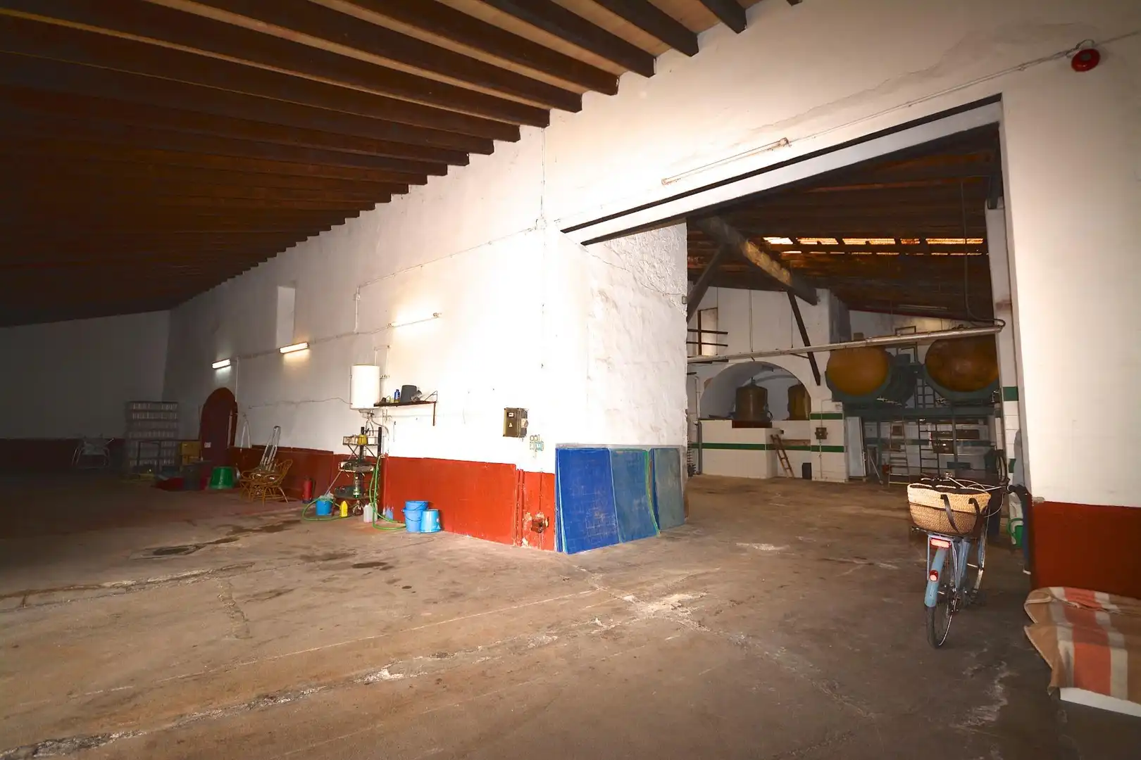 Industrial buildings for sale in Binissalem