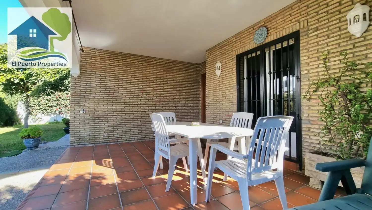Terrassa de Casa o xalet en venda en El Puerto de Santa María amb Aire condicionat, Jardí privat i Traster