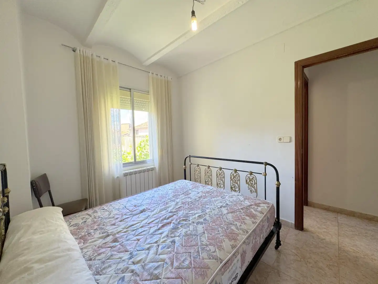 Habitación de Casa o chalet en venta en Candeleda con Aire acondicionado, Calefacción y Terraza