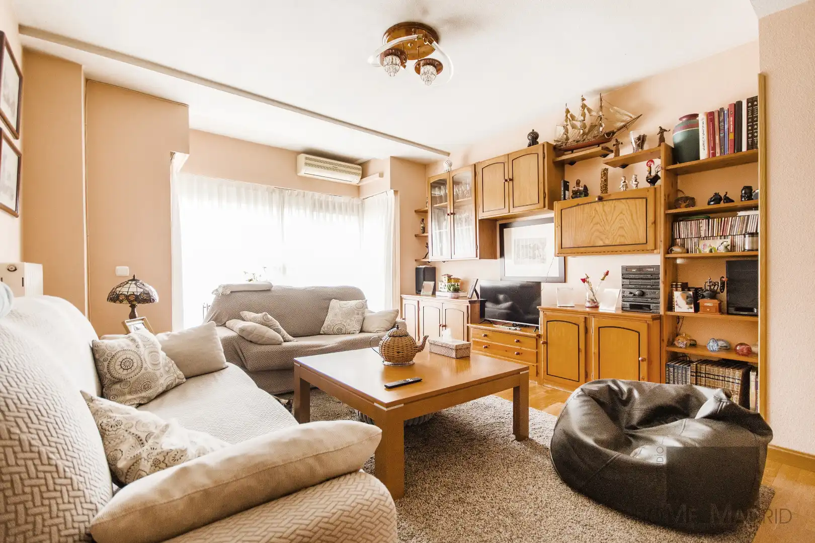 Sala de estar de Piso en venta en Madrid con Aire acondicionado, Calefacción y Parquet