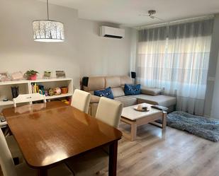 Sala d'estar de Pis de lloguer en Leganés amb Aire condicionat i Terrassa