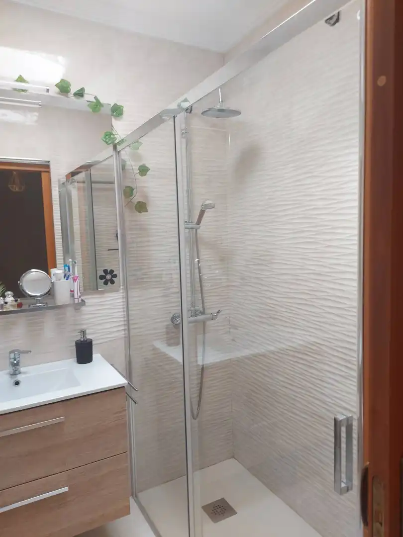 Casa aparellada amb terrassa en venda a Zona Carrefour - Urbanizaciones, imagen 31