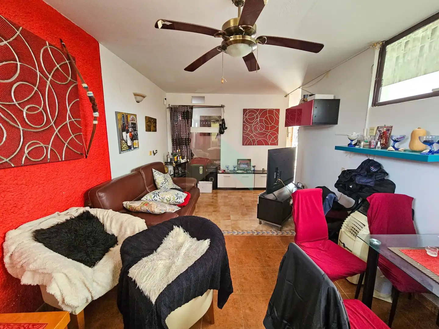 Sala de estar de Estudio en venta en Arona con Amueblado y Piscina comunitaria