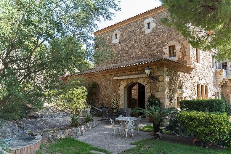 Exterior view of House or chalet for sale in Castelldefels  with Private garden, Terrace and Storage room