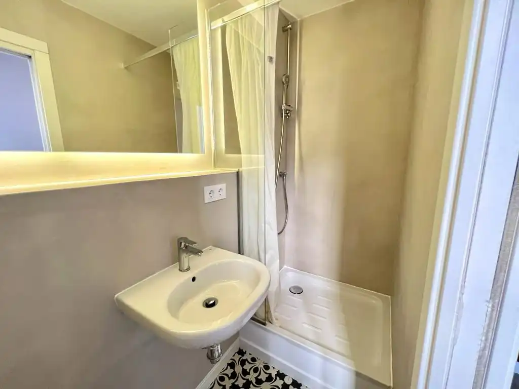 Appartamento con terrazza in vendita a Ciutat Vella, imagen 11