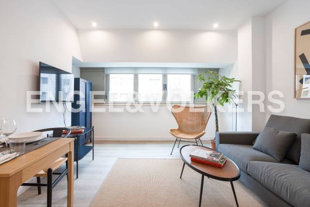 Apartamento en Alquiler en Hispanoamérica - Bernabéu