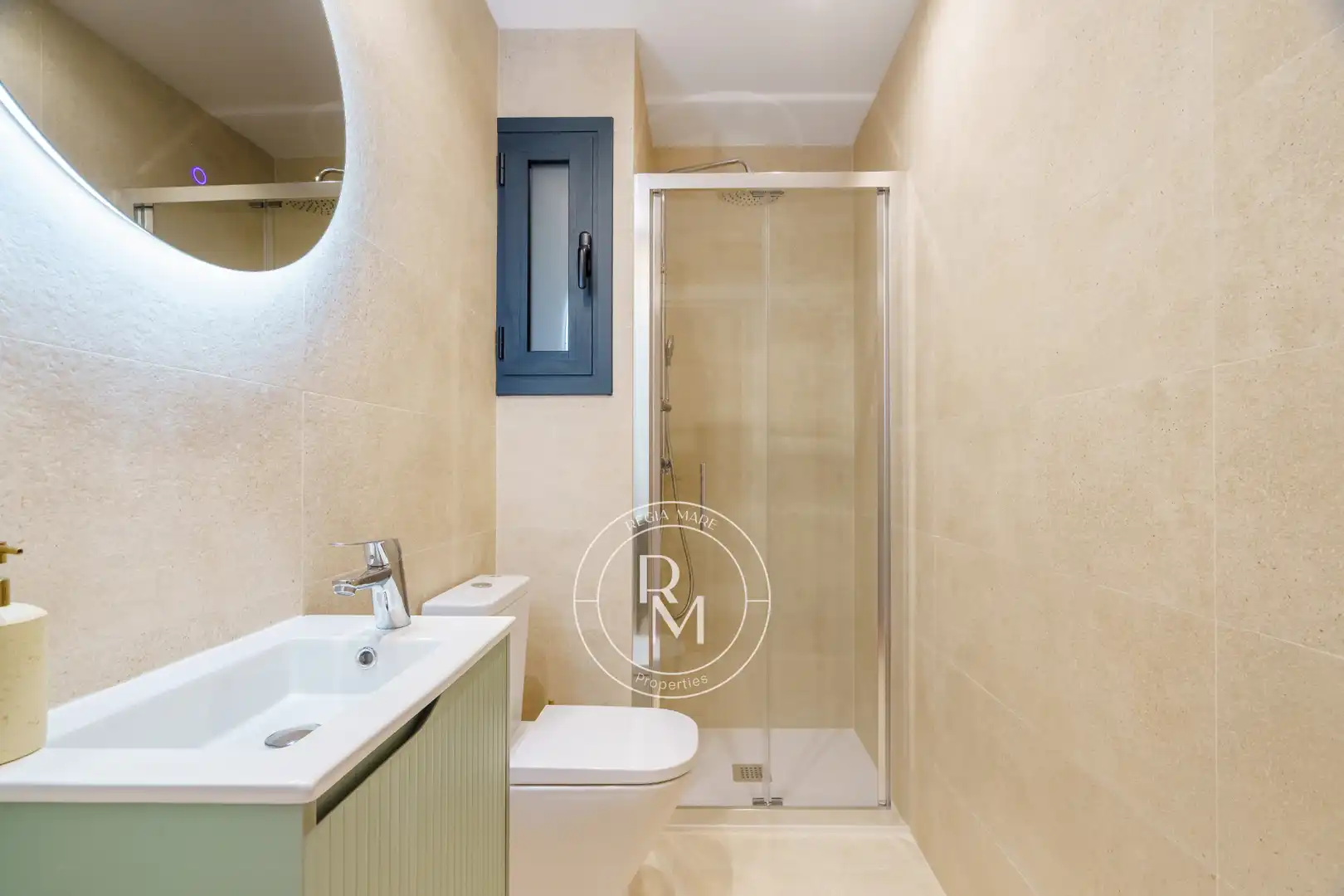 Baño de Piso en venta en Sitges con Aire acondicionado, Calefacción y Parquet