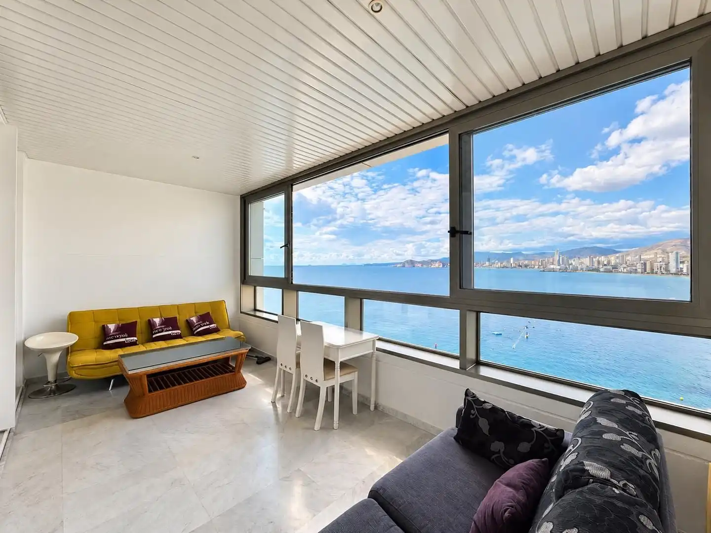 Apartamento en venta en ALCALDE MANUEL CATALAN CHANA, 24, Rincón Alto