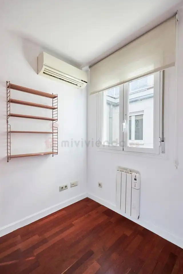 Bedroom of Duplexes for rent in Madrid  with Air Conditioner, Heating and Terrace