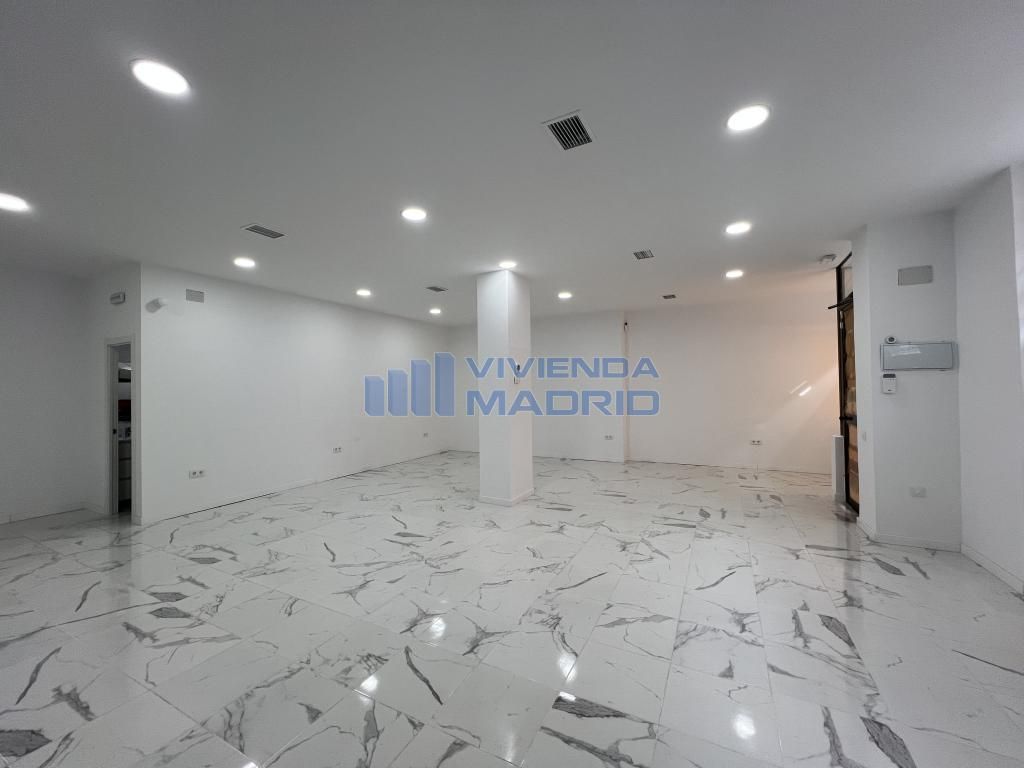 Premises for sale in  Madrid Capital  with Air Conditioner