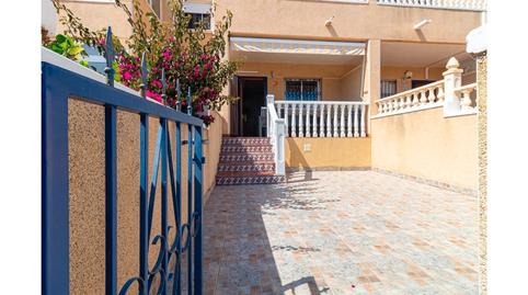 Foto 4 de Casa adosada en venta en Calle Realistas, Los Balcones y los Altos, Alicante