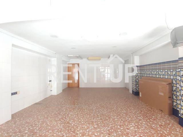 Local comercial en Alquiler en Xàtiva