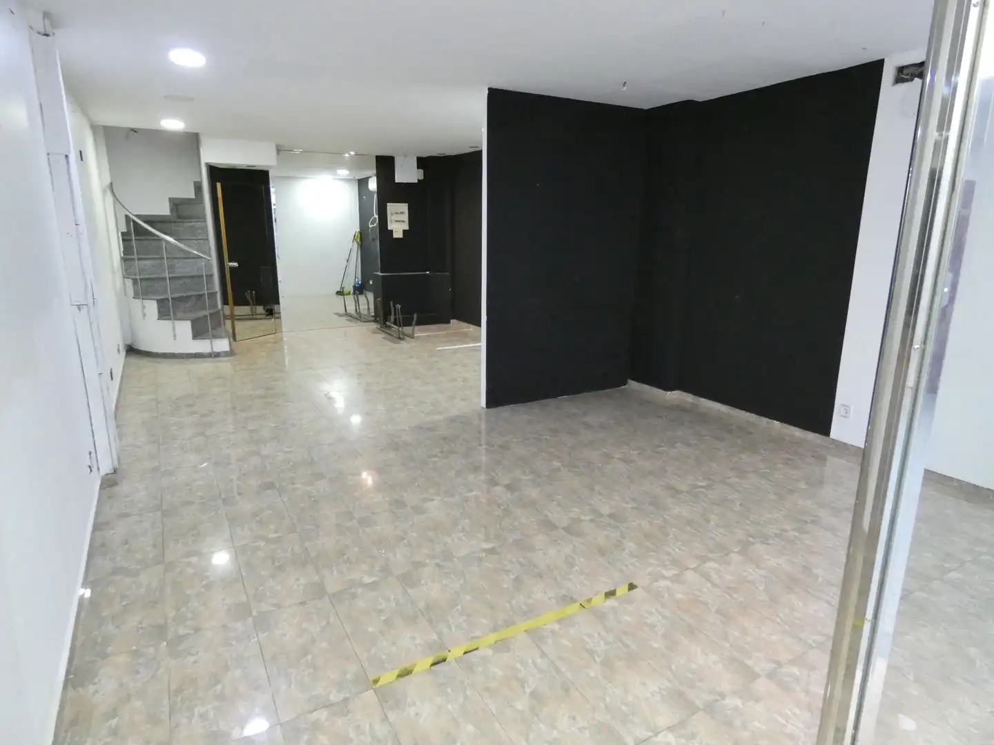 Local de alquiler en Cerdanyola del Vallès con Aire acondicionado