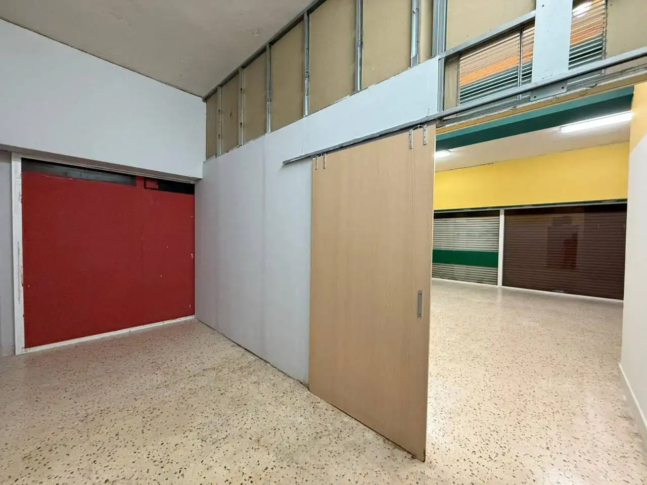Gewerbefläche zum Verkauf in Sud, imagen 5