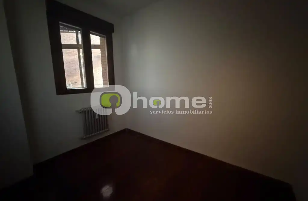 Bedroom of Flat for sale in Zamora Capital   with Heating, Terrace and Community pool