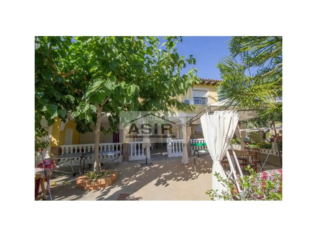 Vista exterior de Casa o chalet en venta en Alzira con Aire acondicionado, Jardín privado y Terraza