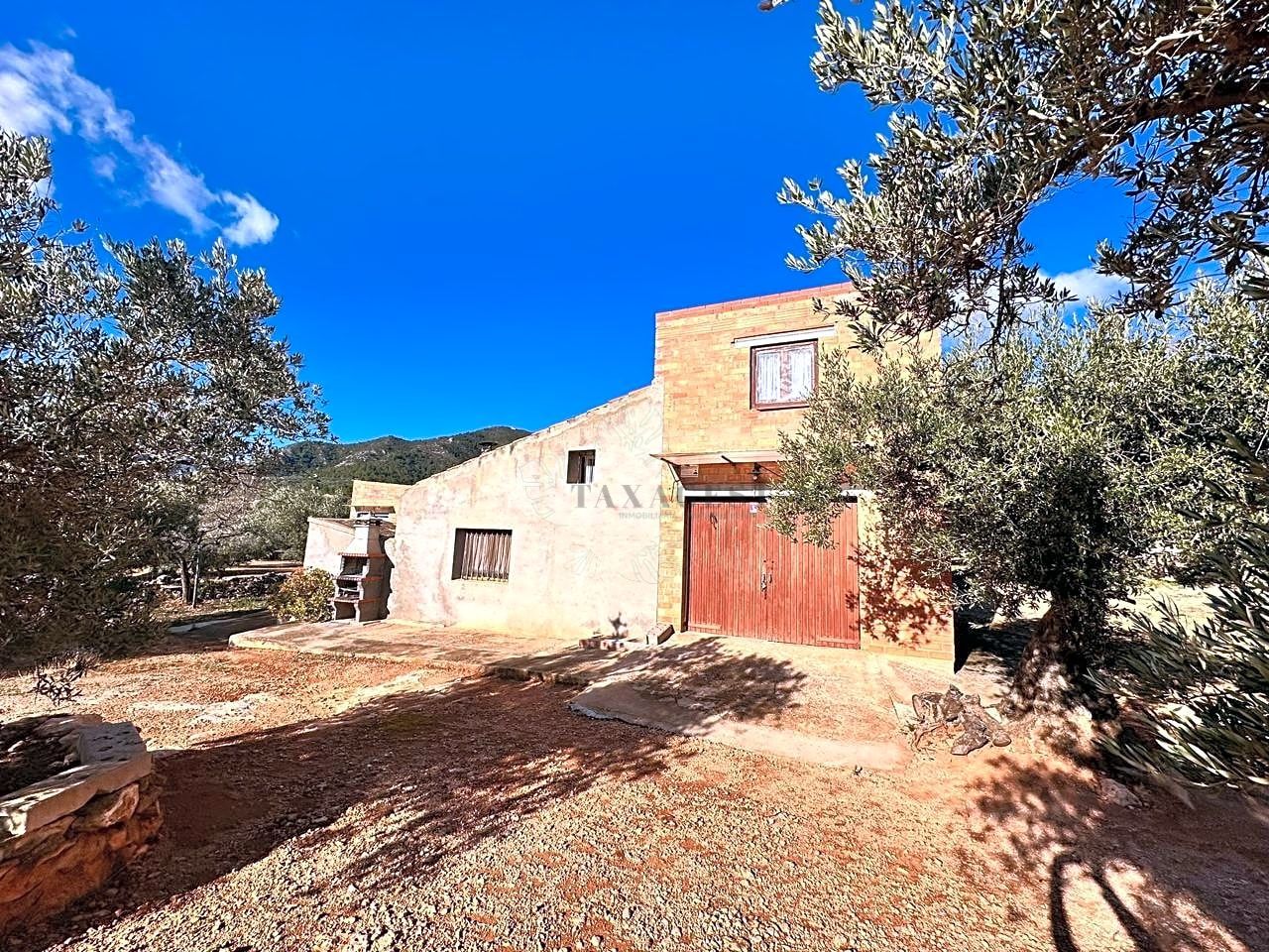 Vista exterior de Finca rústica en venda en Tortosa amb Jardí privat