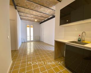 Flat for sale in  Barcelona Capital  with Heating and Balcony