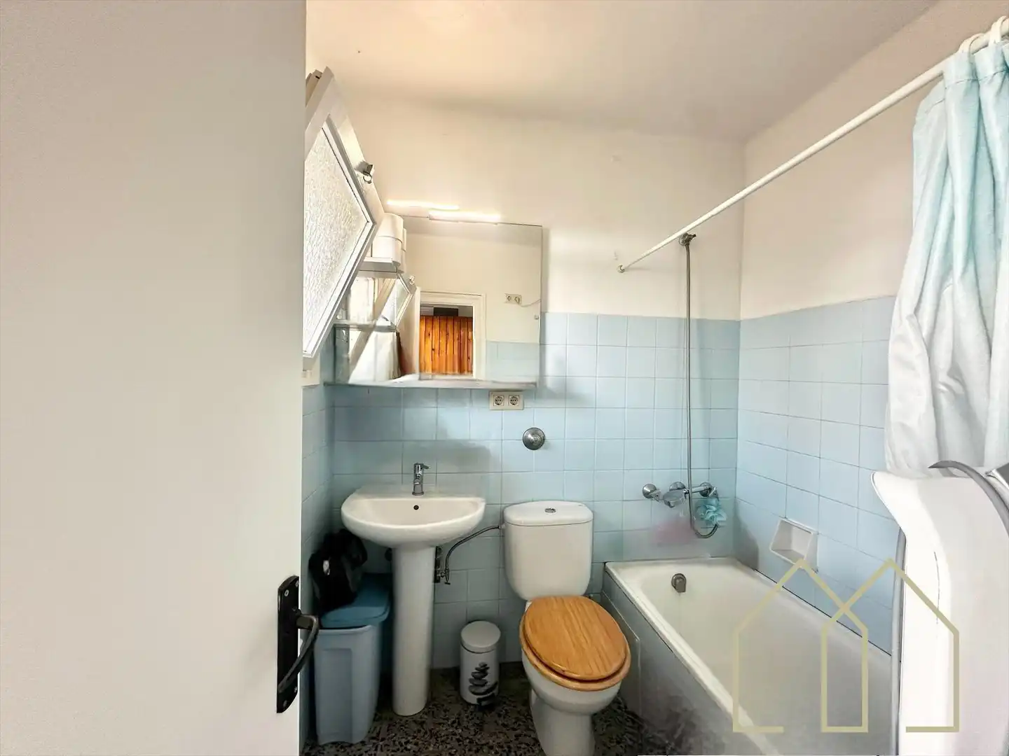 Baño de Apartamento en venta en L'Escala con Jardín privado y Terraza