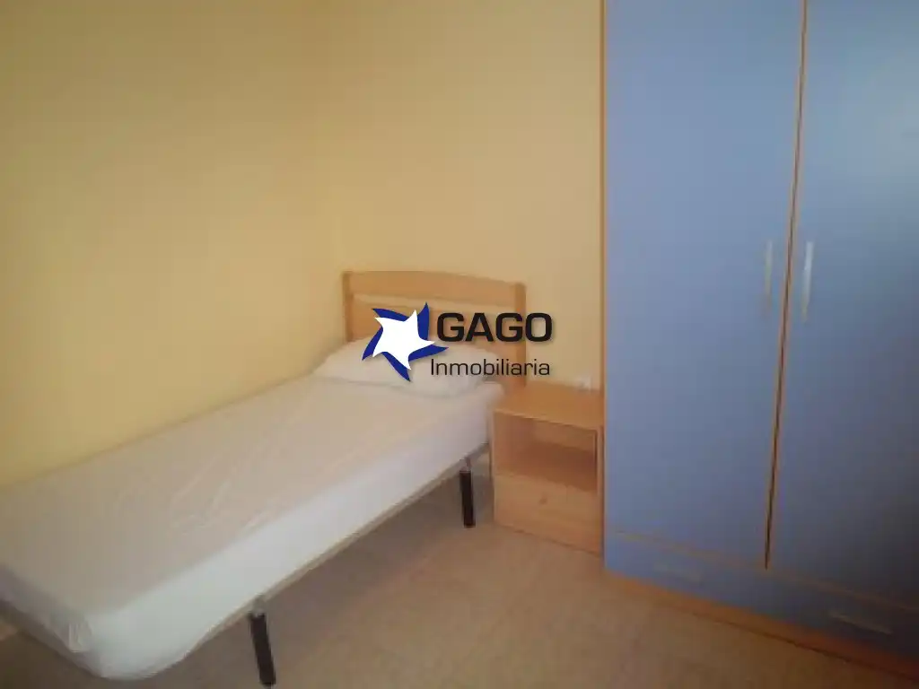 Bedroom of Flat for sale in Córdoba  with Air Conditioner, Heating and Terrace