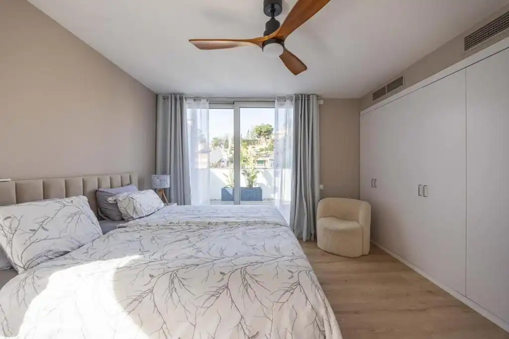 Haus mit Pool zum Verkauf in Ciutat Diagonal, imagen 12