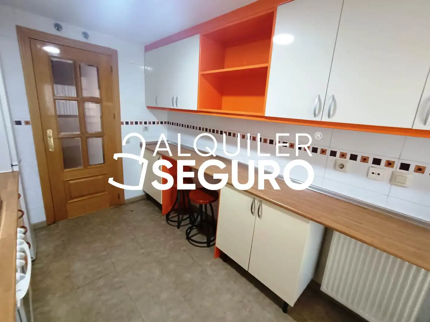 Kitchen of Flat for rent in Pinto  with Heating and Furnished
