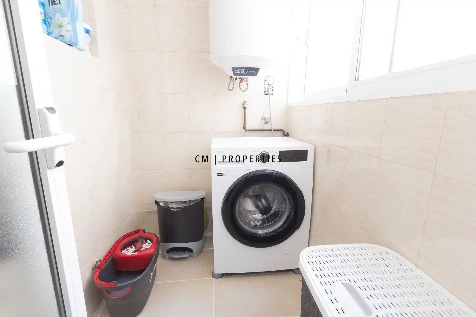 Habitación de Piso de alquiler en Valencia con Aire acondicionado, Parquet y Amueblado