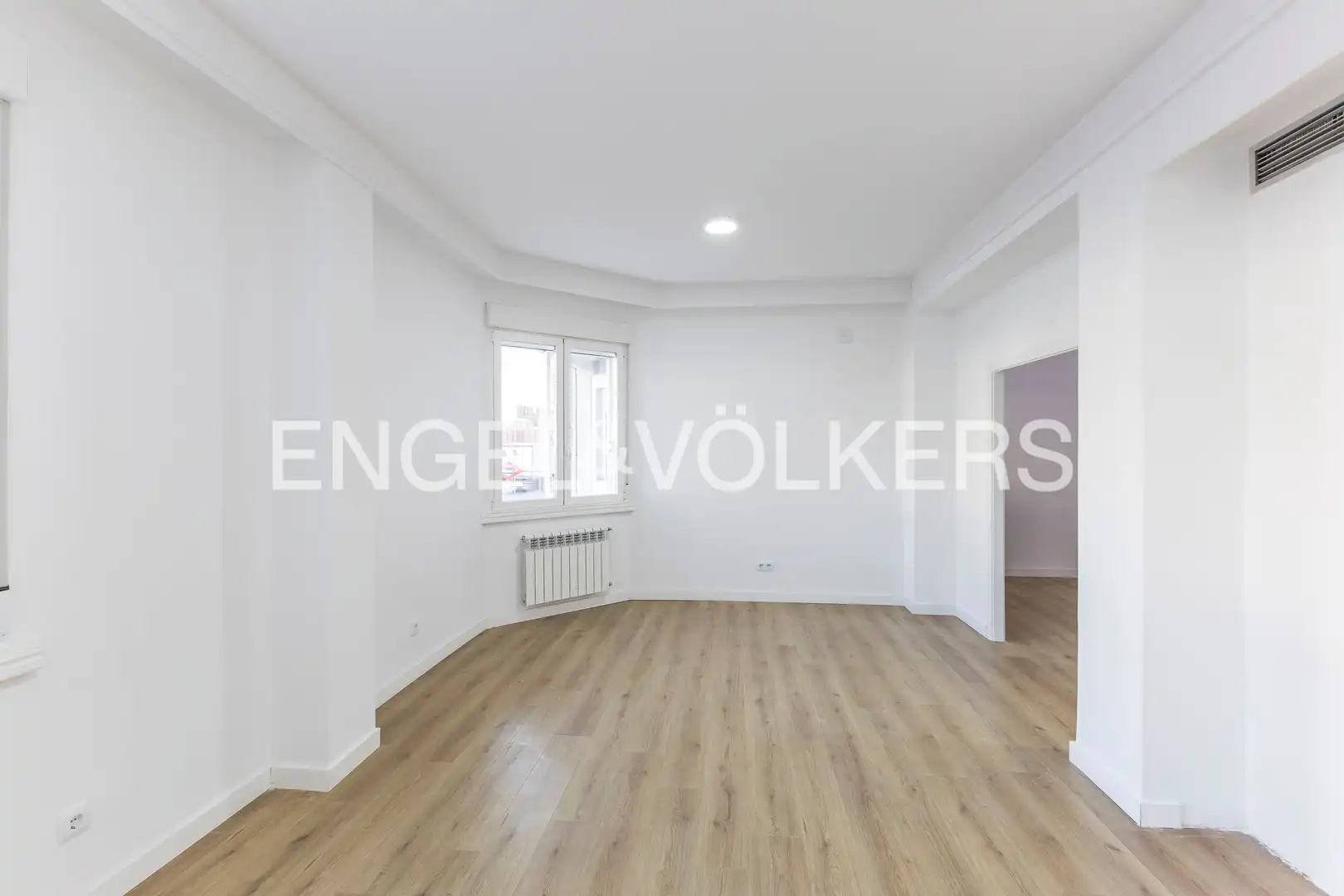 Wohnzimmer von Wohnung zur Miete in Madrid mit Klimaanlage, Heizung und Parkett