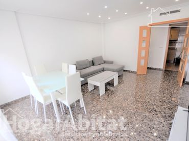 Appartamento con balcone in vendita a Calle Isabel de Villena