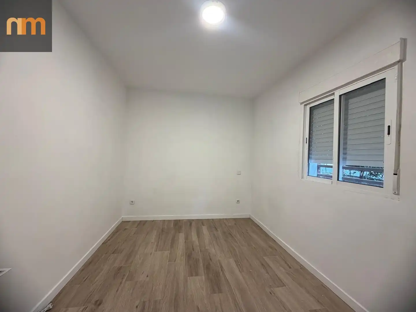Habitación de Piso en venta en Madrid con Calefacción y Jardín privado