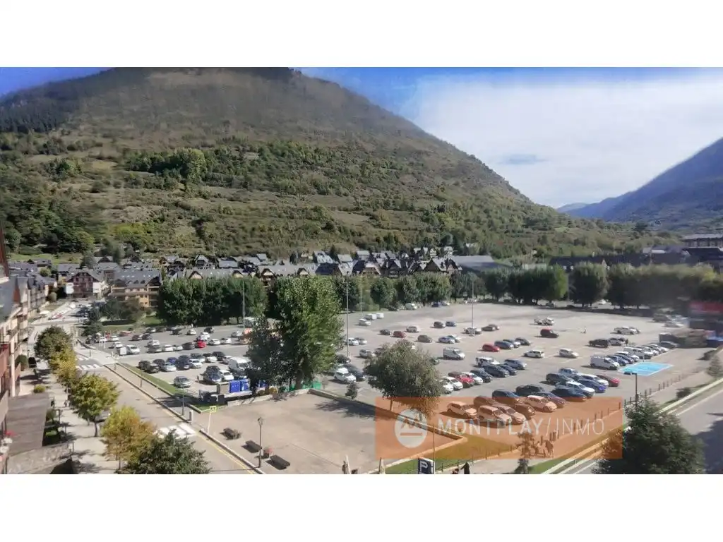 Vista exterior de Dúplex en venda en Vielha e Mijaran