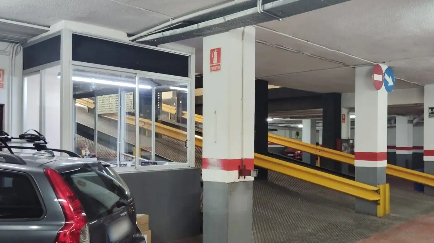 Einzelparkplatz zur Miete in AVENIDA JOSEP TARRADELLAS 110, imagen 4
