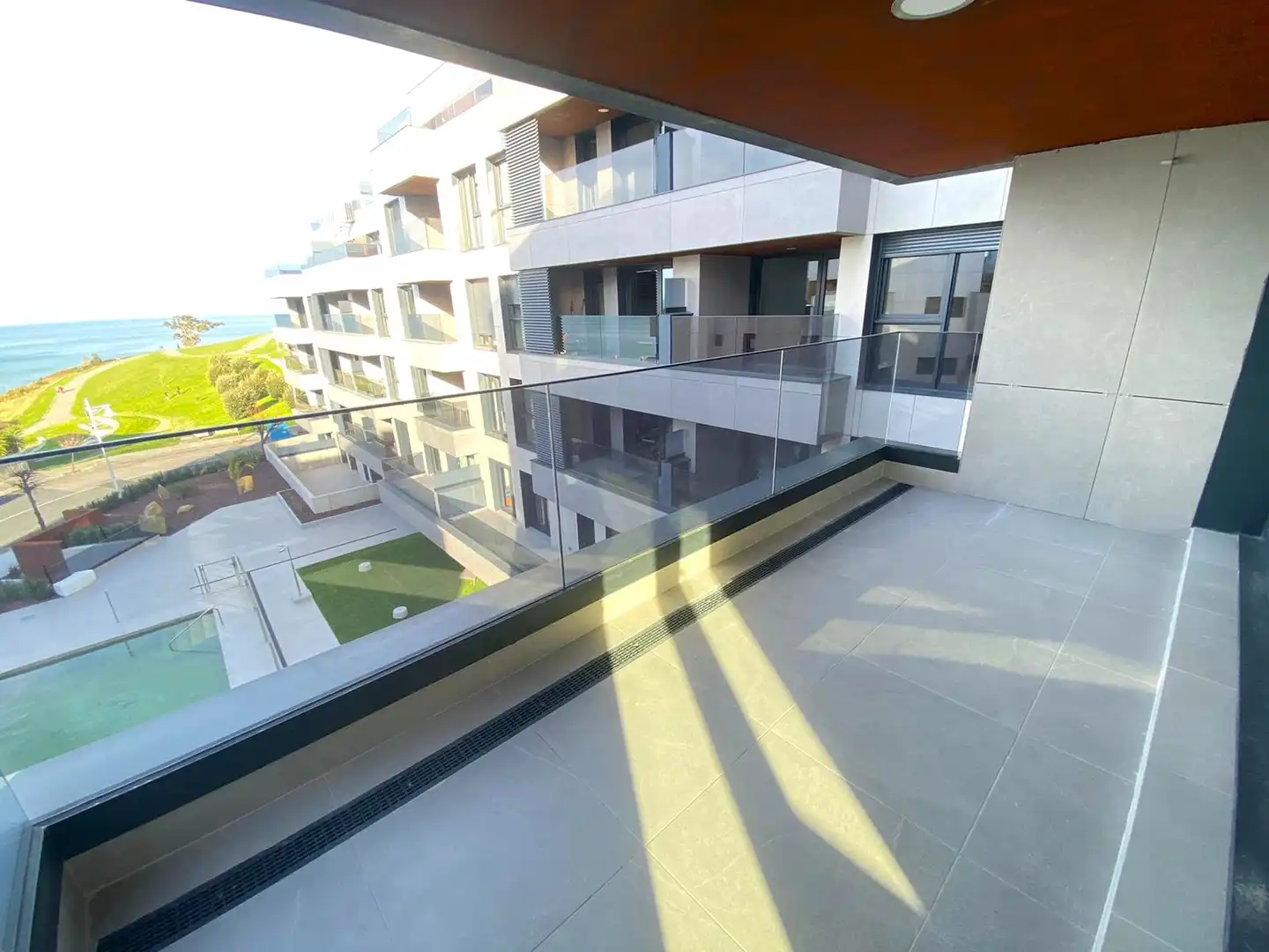 Terrace of Flat for sale in Castro-Urdiales  with Heating, Parquet flooring and Terrace