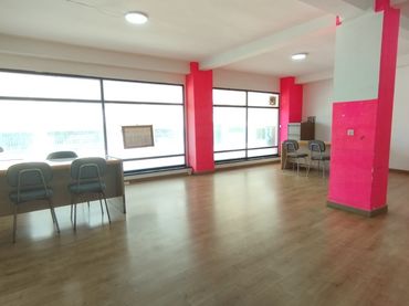 Office space with lift to rent in Centro