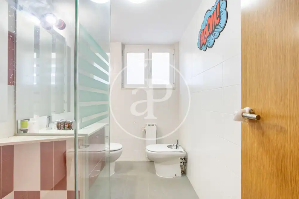 Baño de Casa o chalet en venta en Paterna con Aire acondicionado, Calefacción y Jardín privado