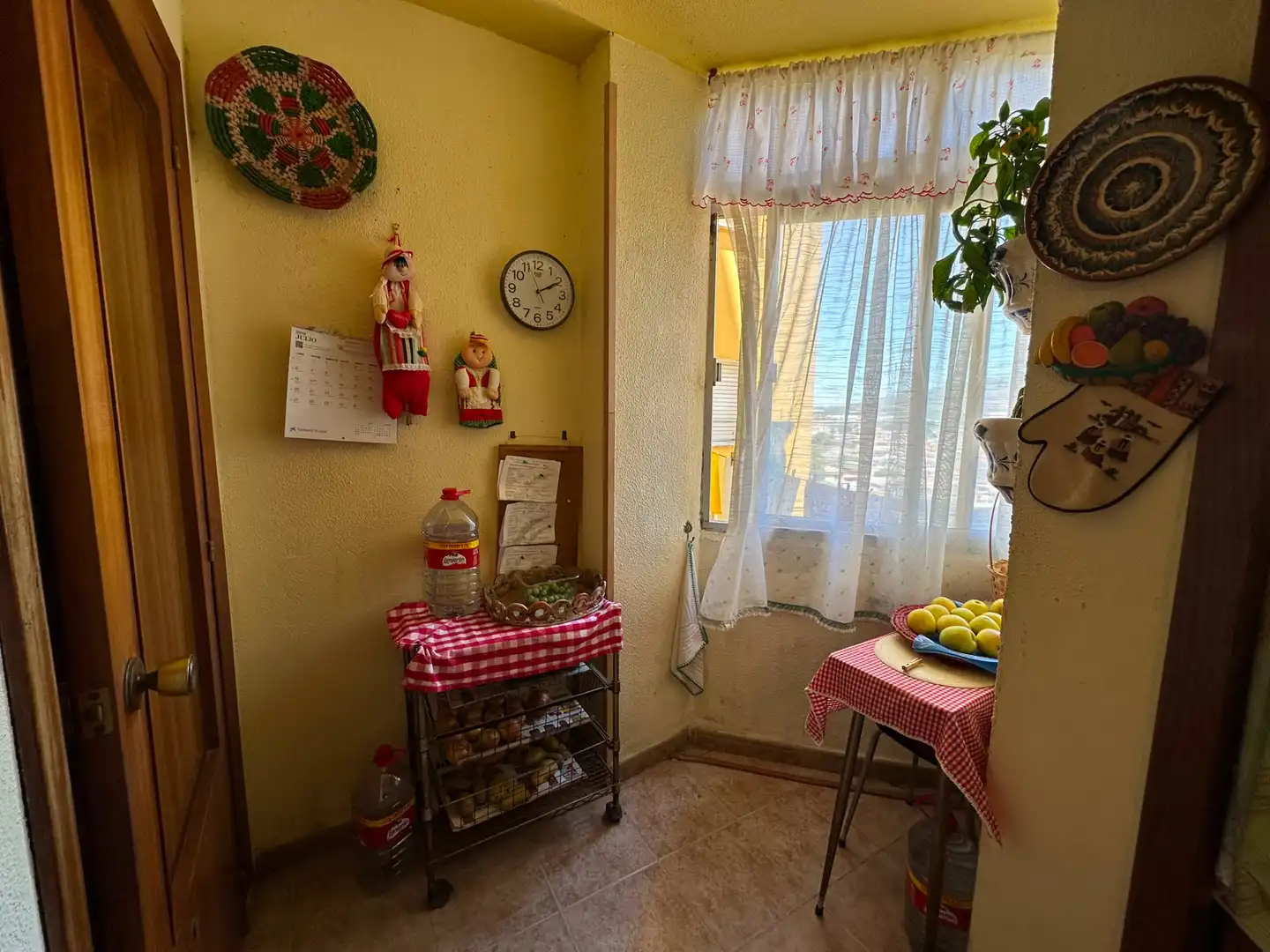 Kitchen of Flat for sale in La Línea de la Concepción  with Furnished