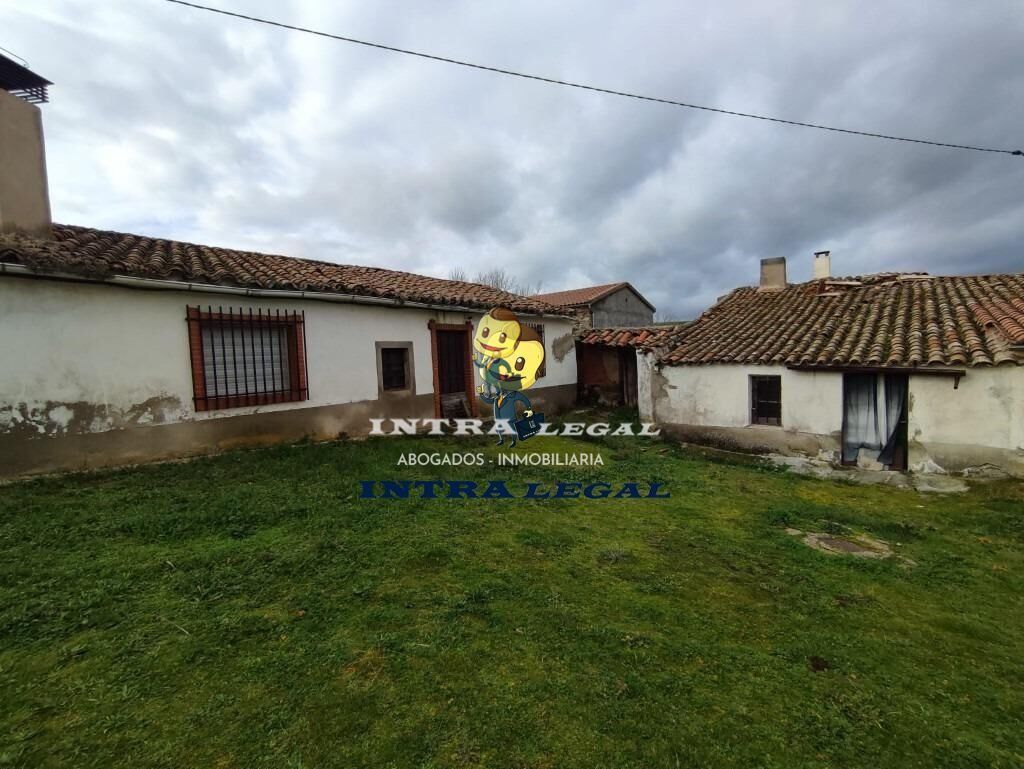 Vista exterior de Casa o xalet en venda en Mozárbez
