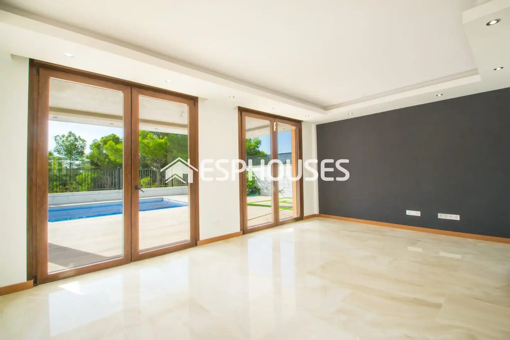 Villa avec piscine à vendre à Golf Bahía, imagen 8