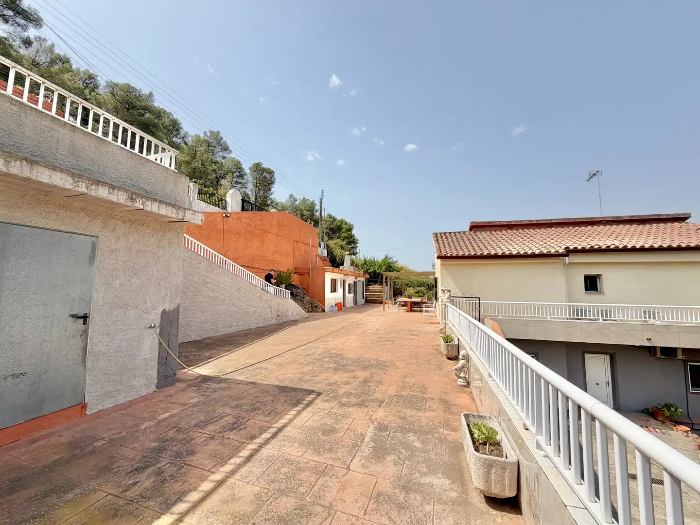 Vista exterior de Casa o xalet en venda en Olesa de Bonesvalls amb Calefacció, Jardí privat i Terrassa