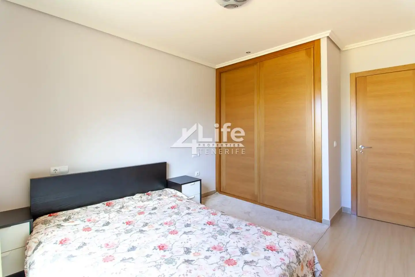 Dormitori de Planta baixa en venda en Granadilla de Abona amb Aire condicionat, Jardí privat i Terrassa