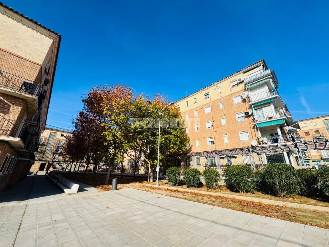 Vista exterior de Pis en venda en  Toledo Capital amb Aire condicionat, Calefacció i Balcó