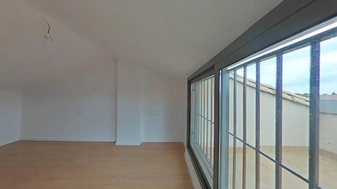 Piso en venta en Castelldefels con Piscina comunitaria